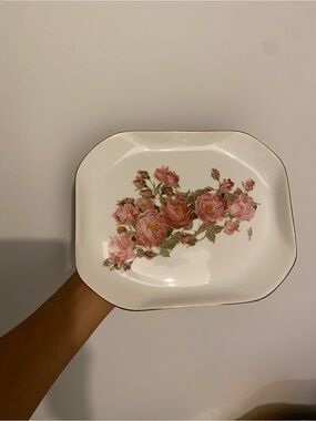 Floral Rose Bone china Dish designed by Elizabeth Berry - collectibles